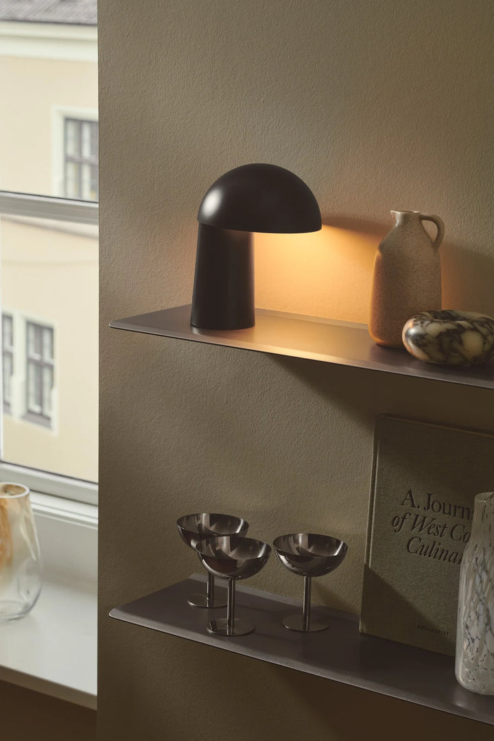 Faye Portable | Bordslampa | Svart